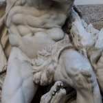 Символическое противостояние Zeus и Hades как путь к внутренней гармонии